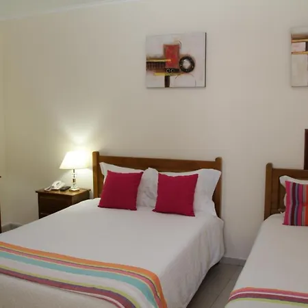 Residencial Fonseca Cardoso Πανσιόν Πόρτο