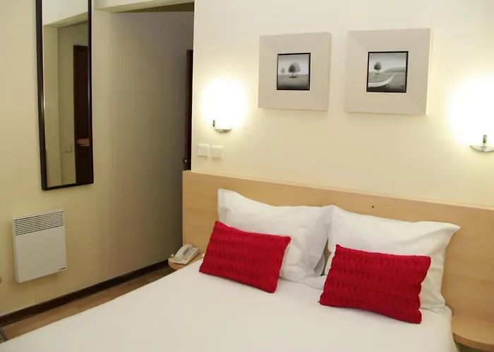 Residencial Fonseca Cardoso Πανσιόν Πόρτο