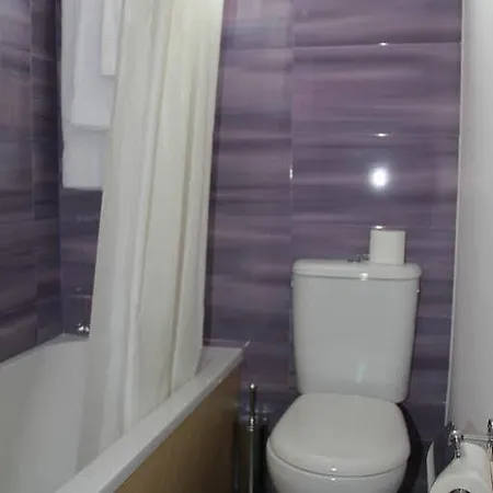 Gasthuis Residencial Fonseca Cardoso *